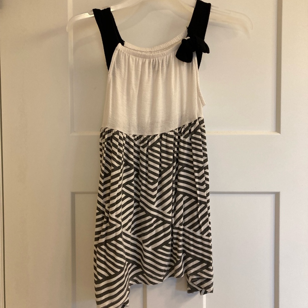 Nicole Miller New York Tank and Capri Set
